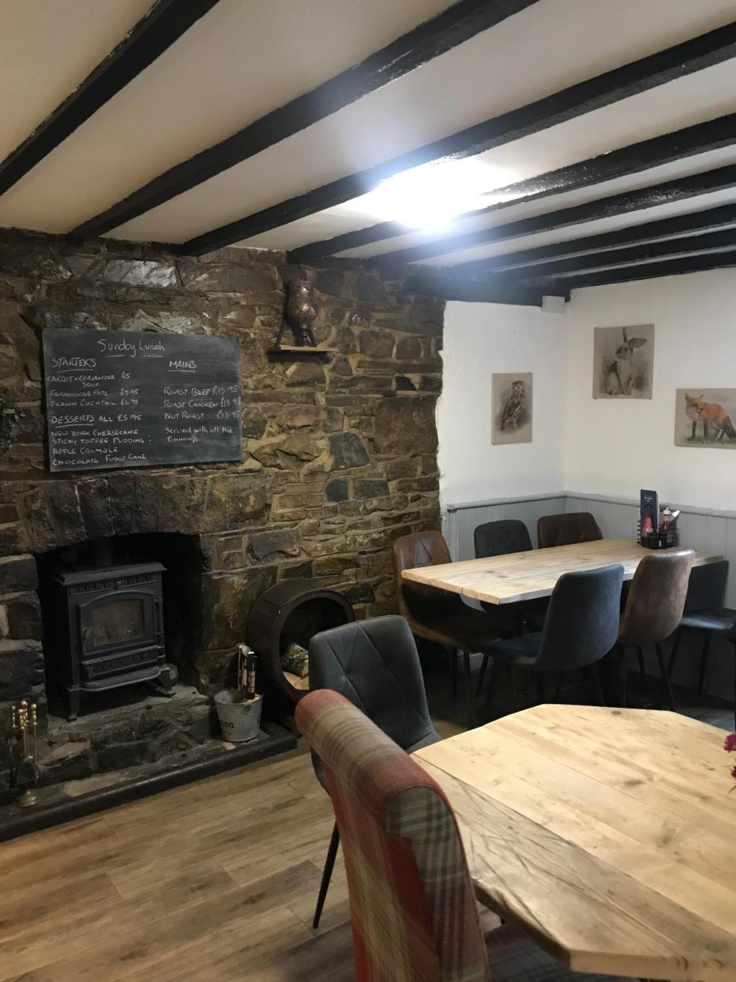 The Eagles Inn Rhayader Exteriör bild